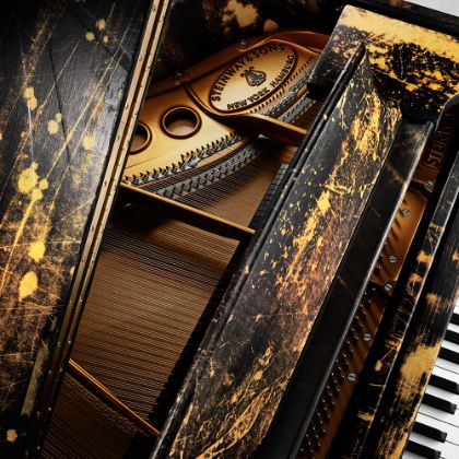 /steinway.com-americas/news/features/the-steinway-commission-mark-bradford-and-robert-glasper