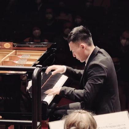 https://spirio-spotlight.steinway.com/spiriocast/2025/7-12-25-steve-barakatt